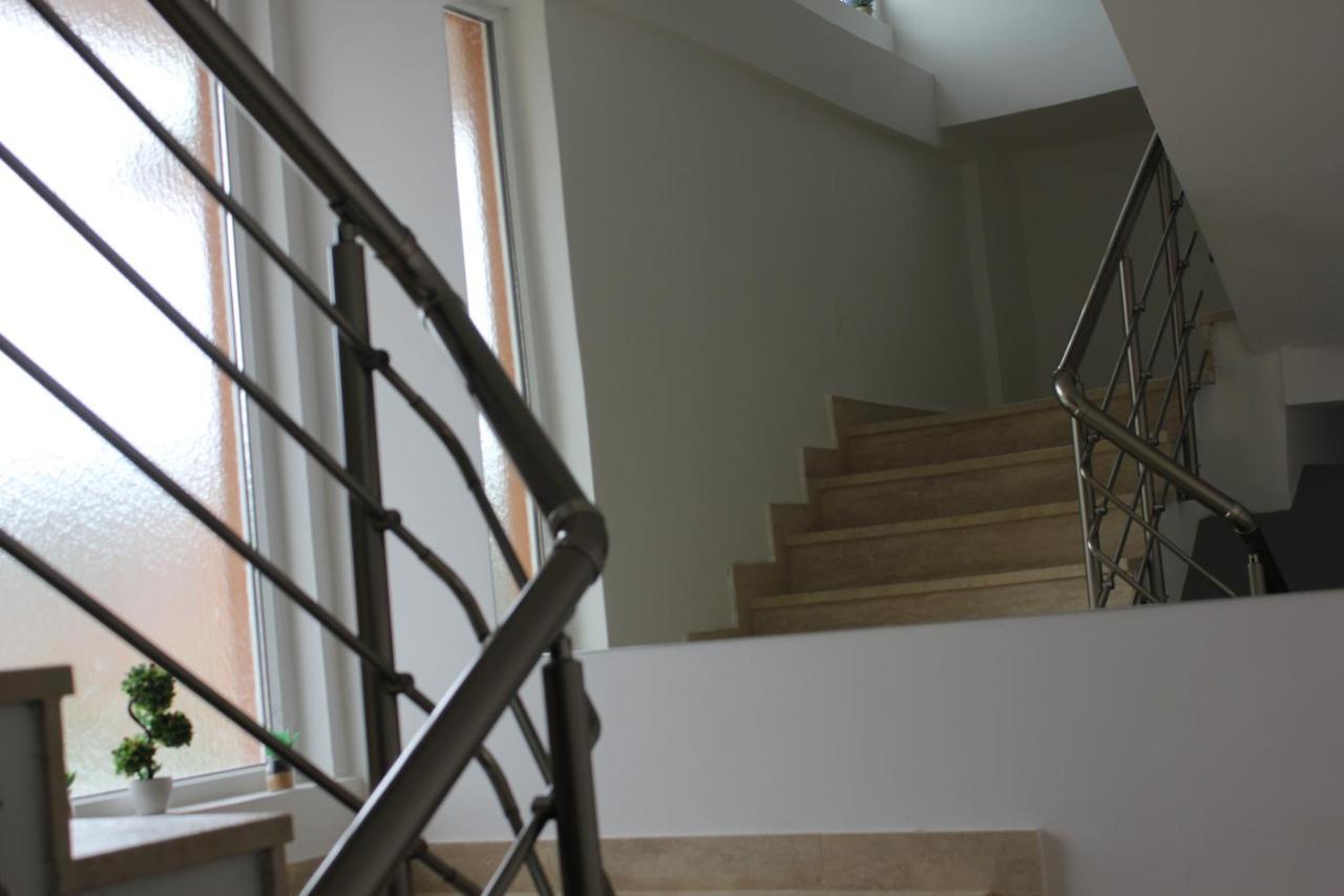 Apartments Kapisoda Cetinje Ngoại thất bức ảnh