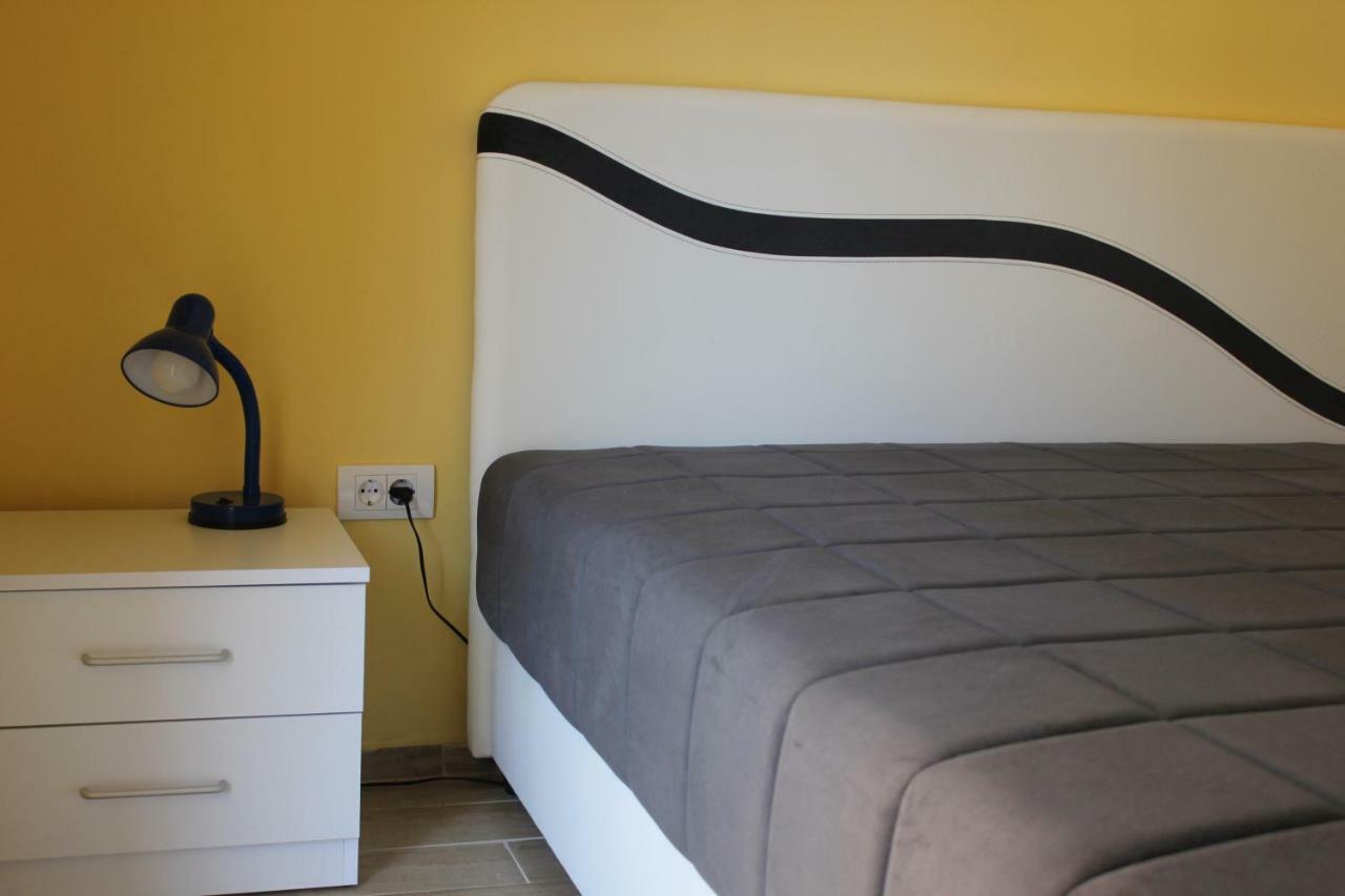Apartments Kapisoda Cetinje Ngoại thất bức ảnh