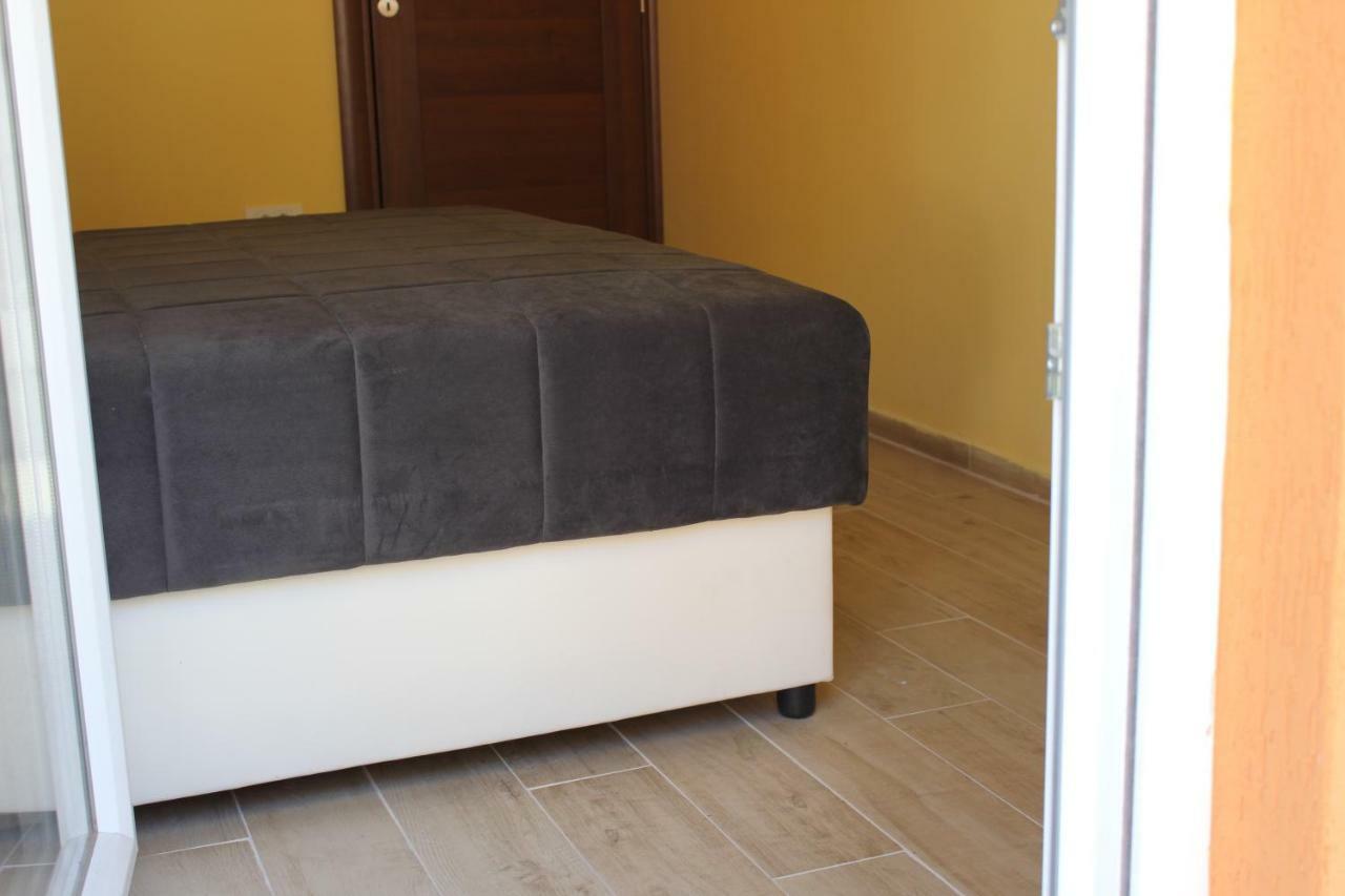 Apartments Kapisoda Cetinje Ngoại thất bức ảnh